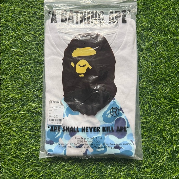 BAPE ABC Camo White & Blue T-shirt - Picture 2 of 5